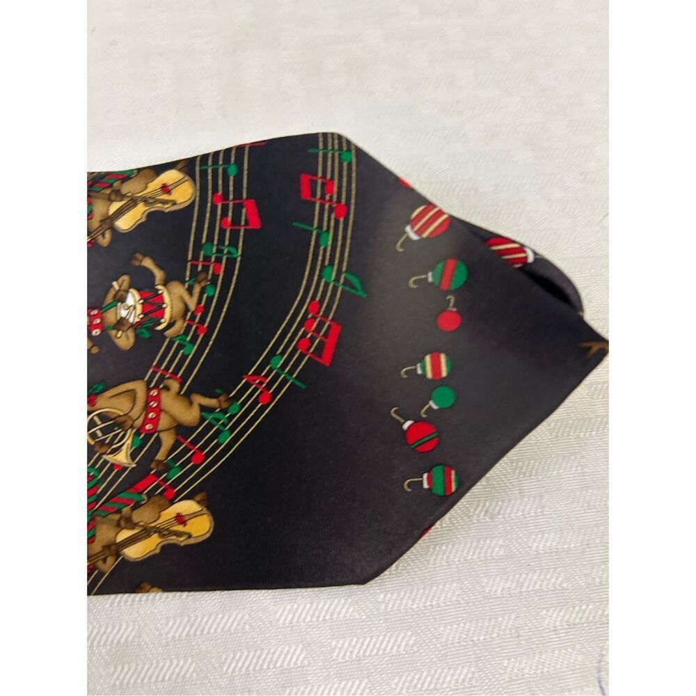 Hallmark Christmas tie reindeer ornament tie musical new "Wish you a Merry Chris
